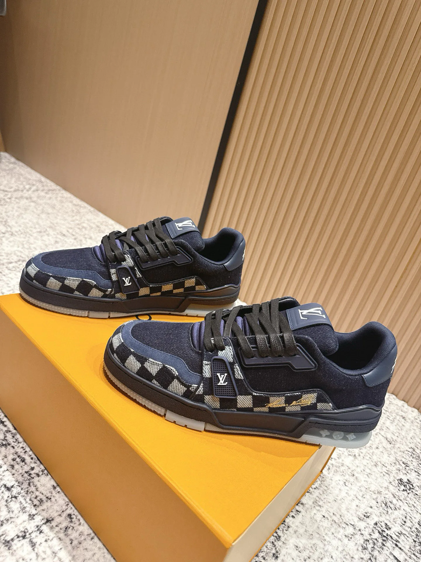 Кроссовки Женские Louis Vuitton 87814