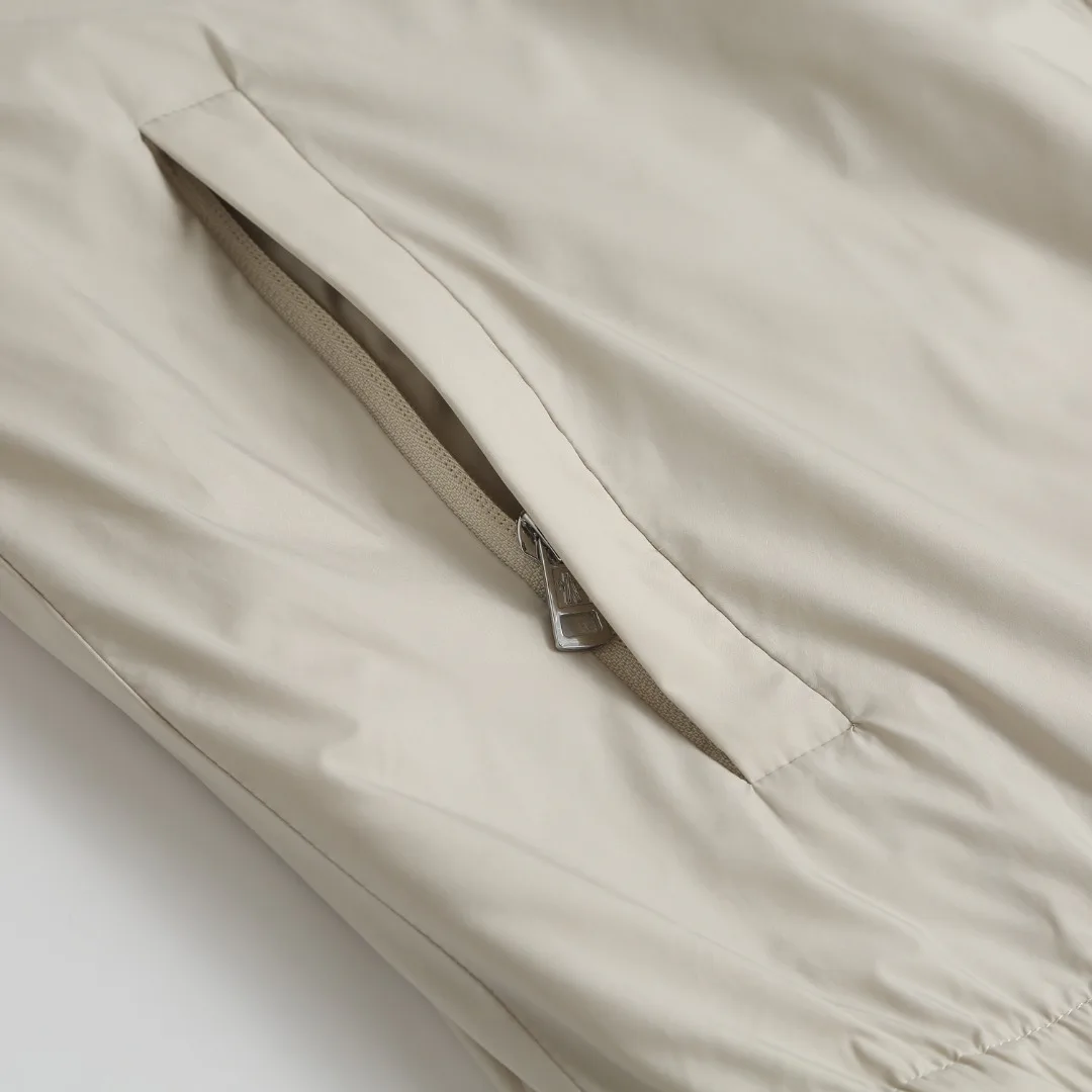 Куртки И Пуховики Женские Moncler 18640156