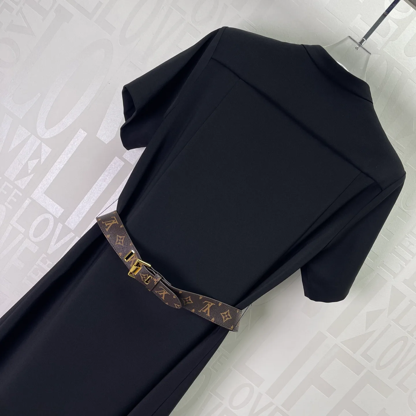 Платья Женские Louis Vuitton 950714