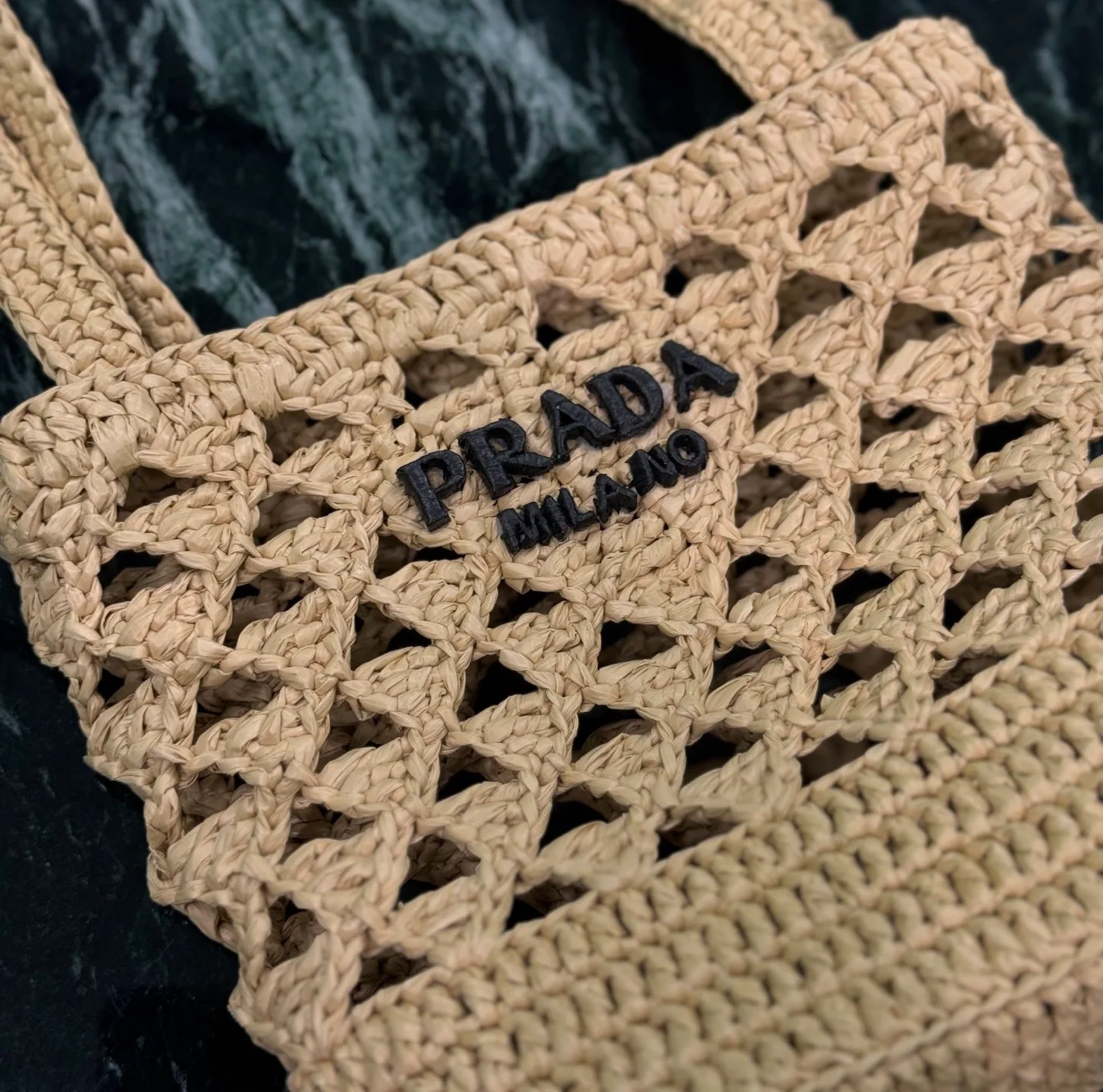 Классические Сумки Женские Prada 12874283