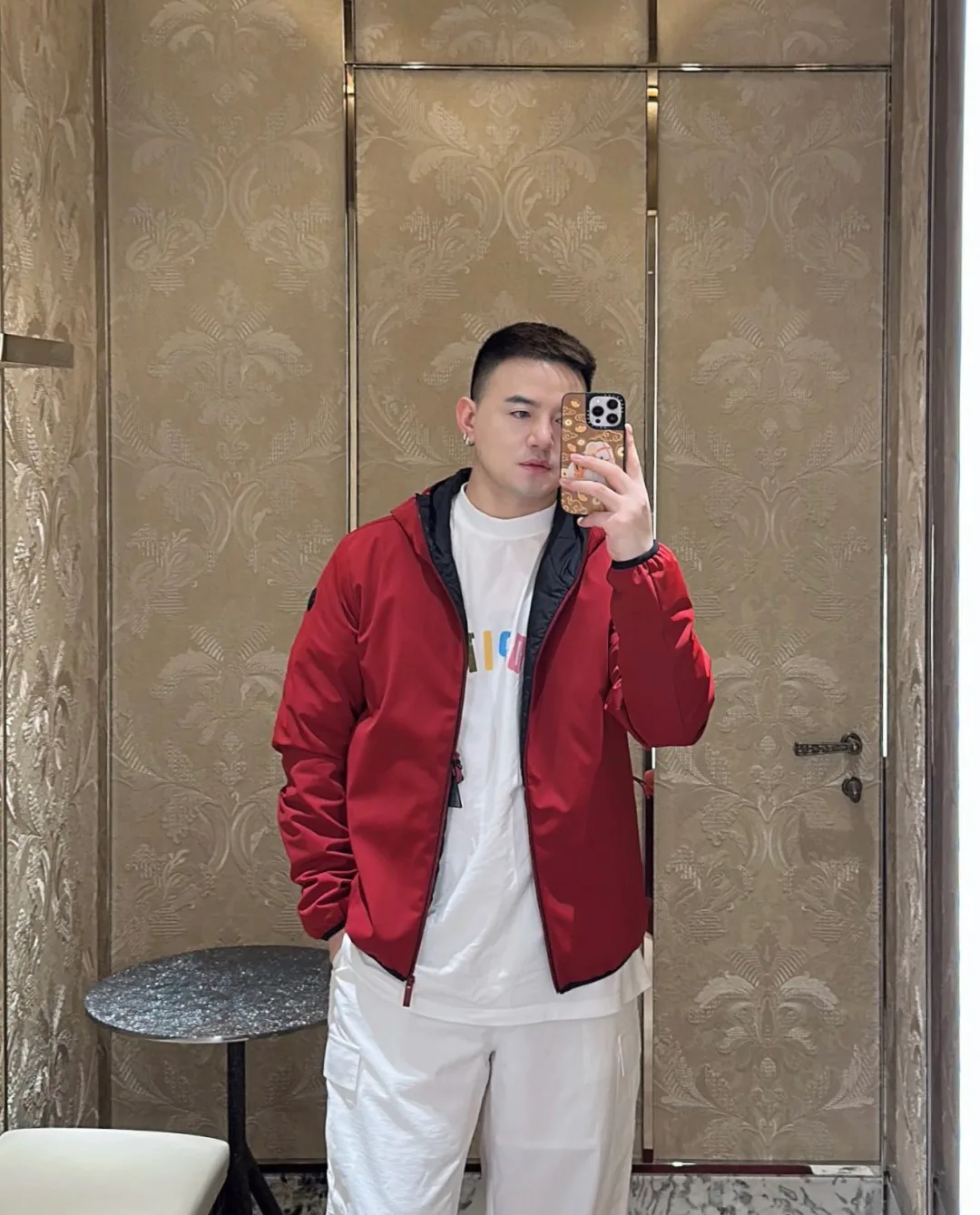 Куртки И Пуховики Мужские Moncler 618520