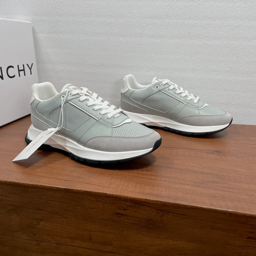 Кроссовки Мужские Givenchy 12788761