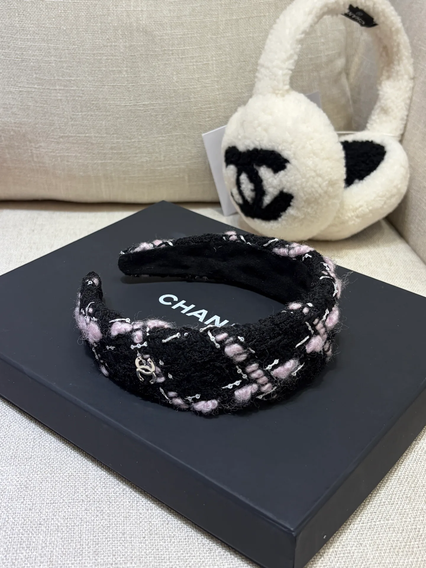 Головные Уборы Chanel 3932077