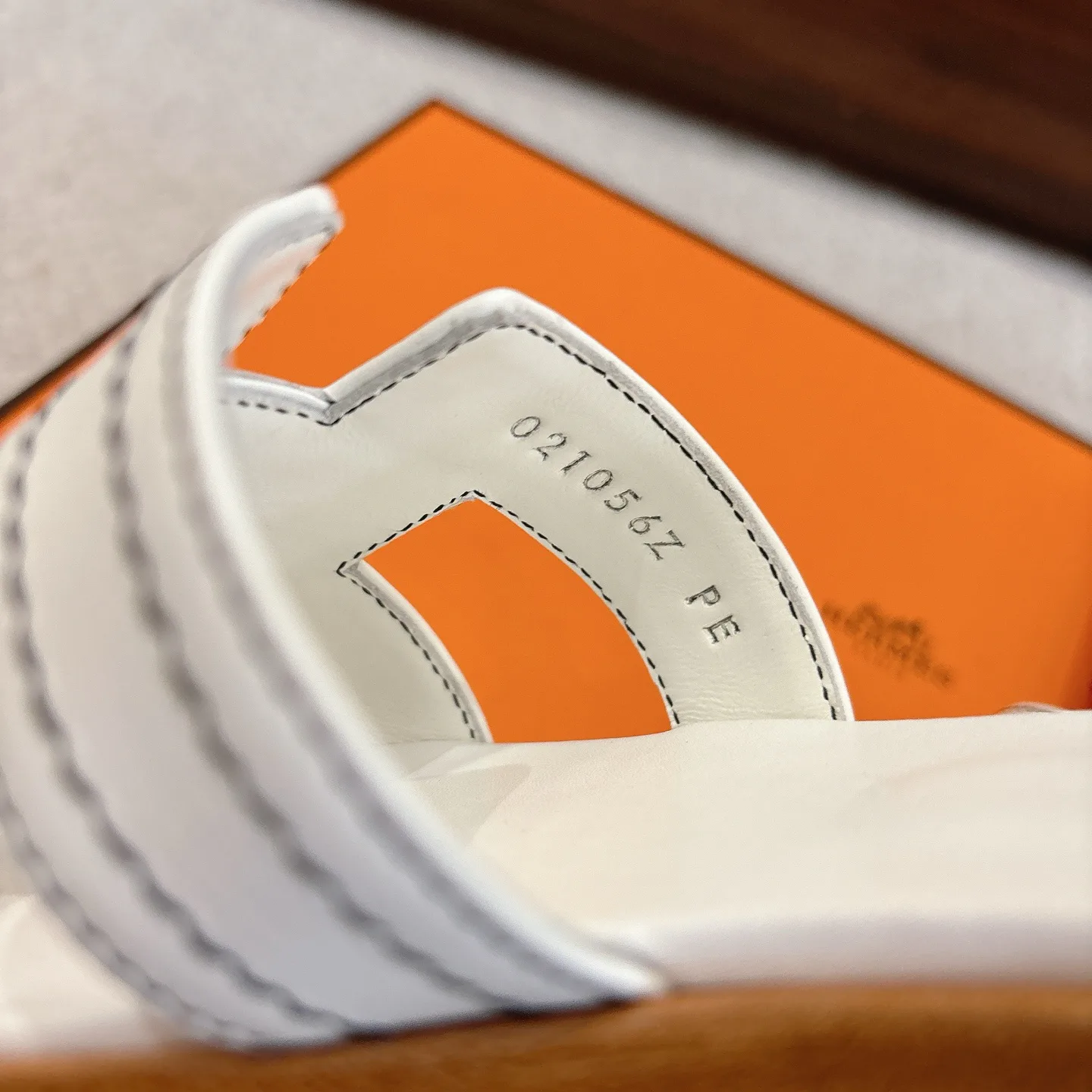 Шлепанцы Женские Hermes 879104