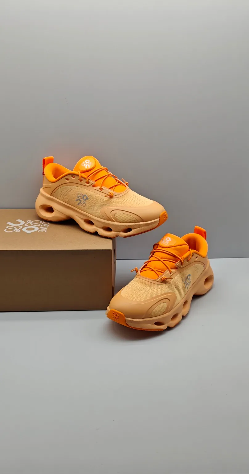 Кроссовки Женские Loewe 13193992