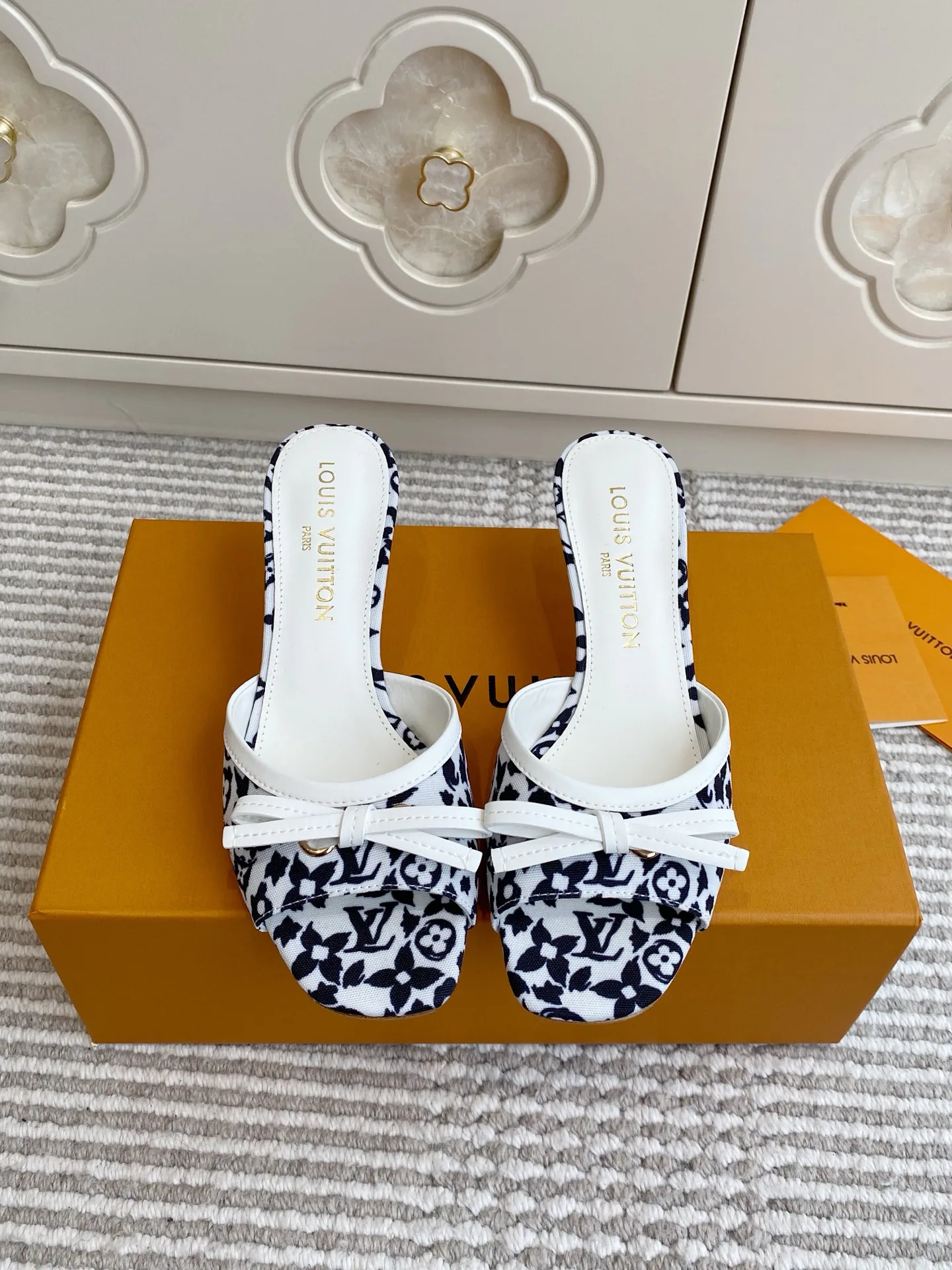 Мюли И Сабо Женские Louis Vuitton 12779786