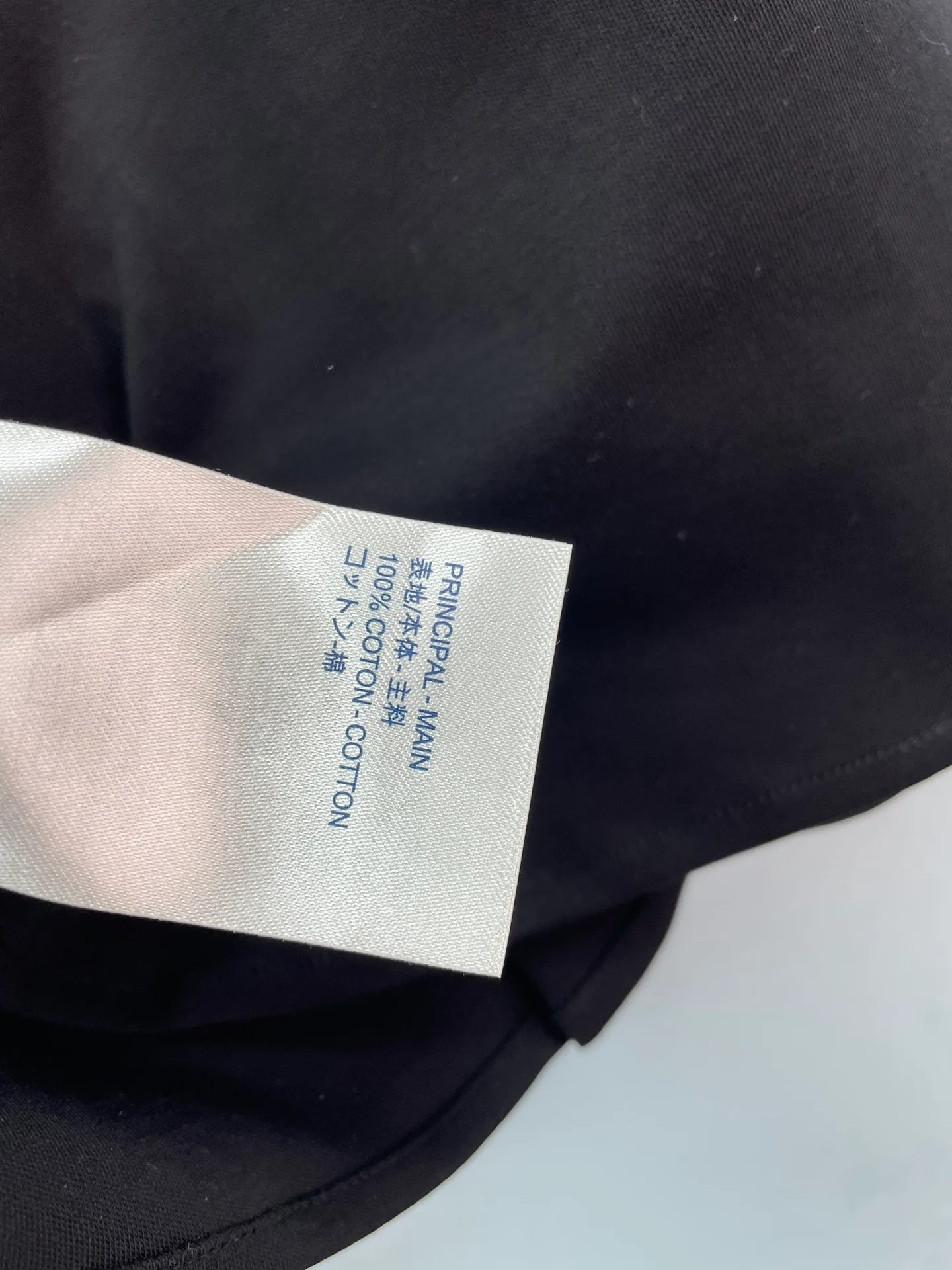 Футболки Женские Louis Vuitton 17657280