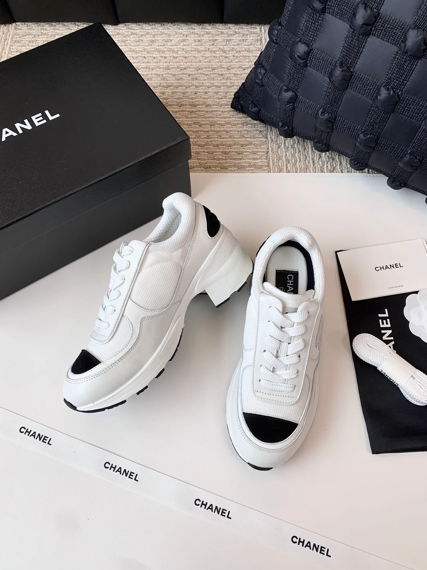 Кроссовки Женские Chanel 413303