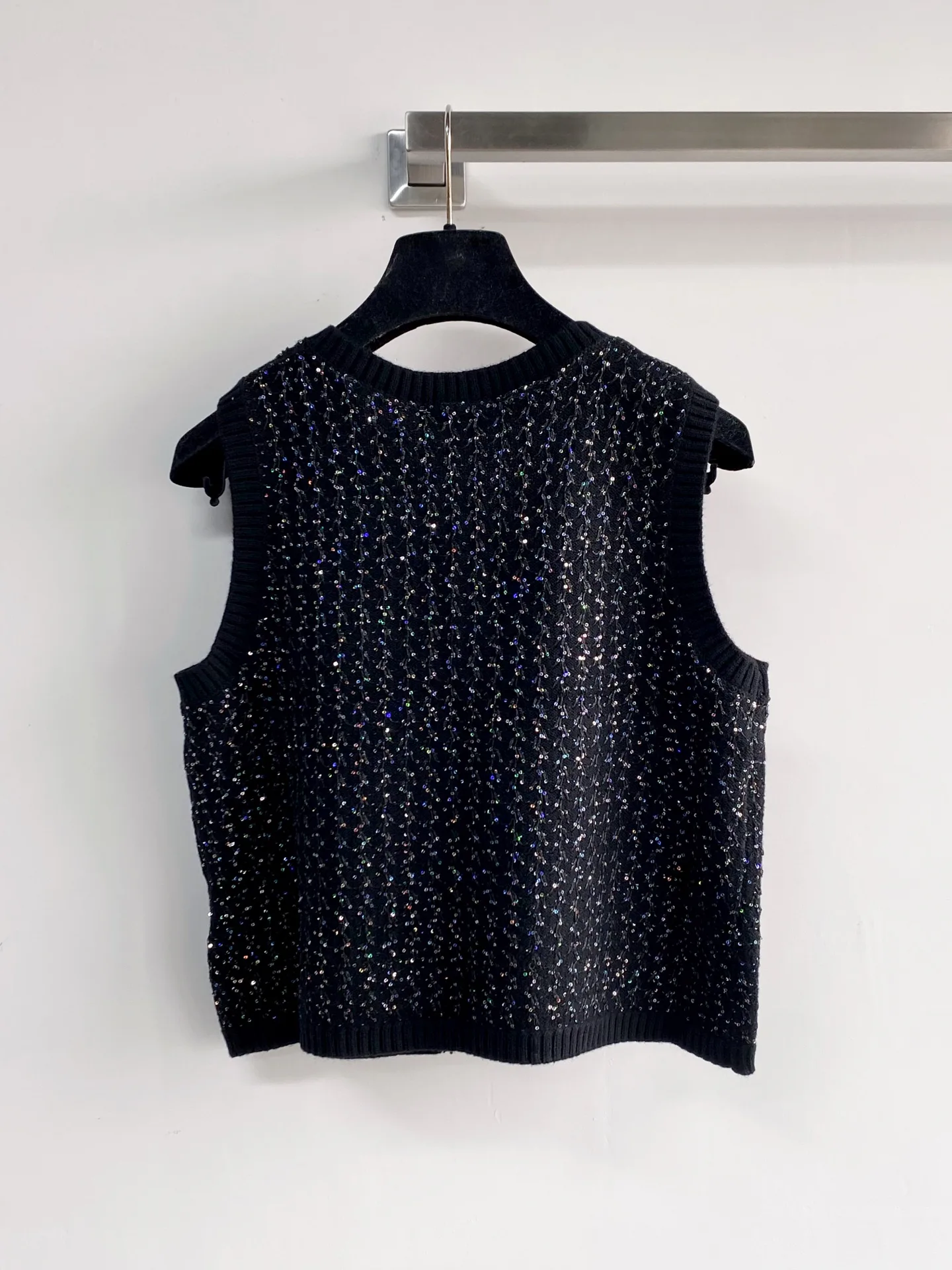 Жилеты Женские Chanel 11490098