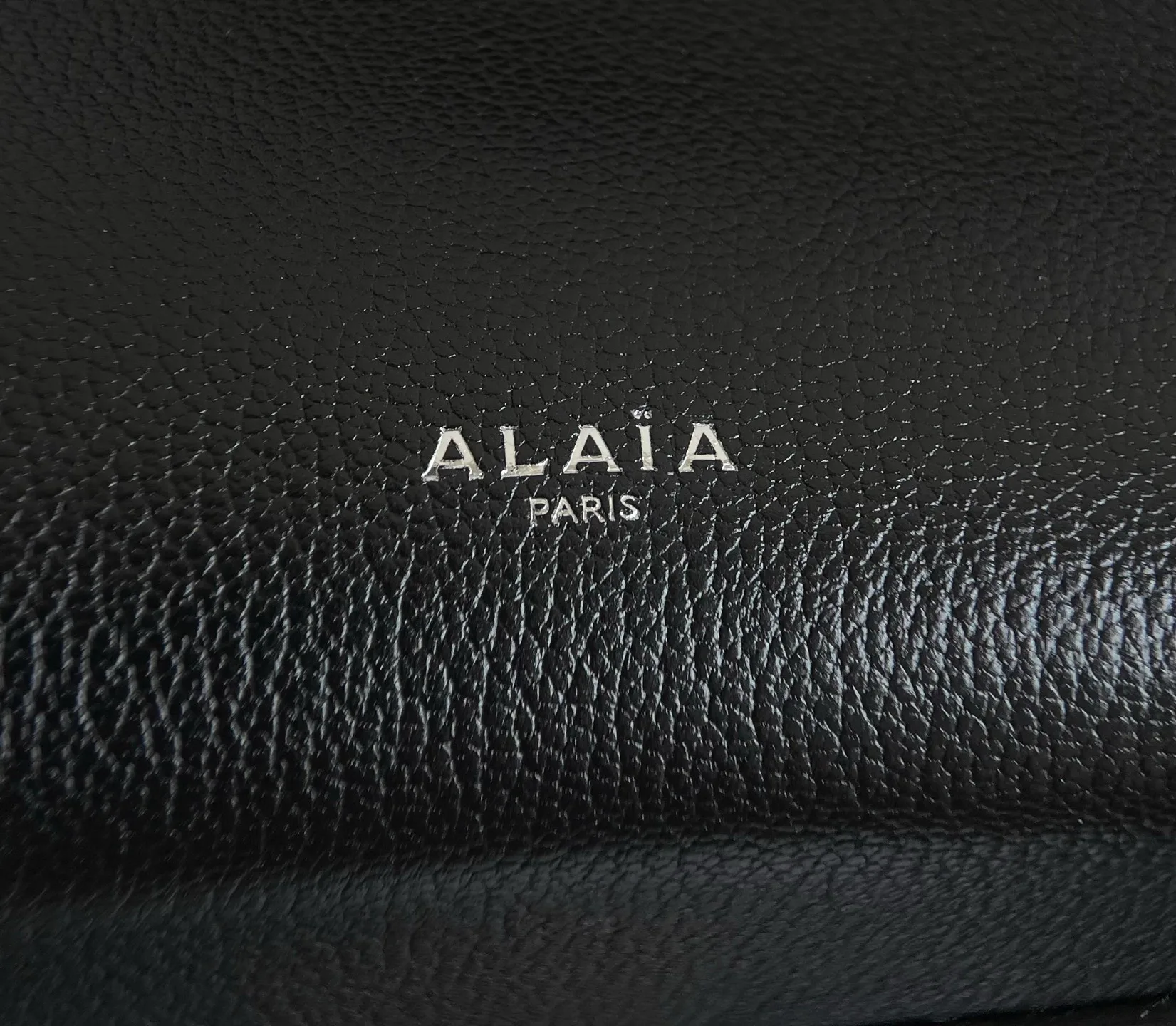 Классические Сумки Женские Alaia 11667421