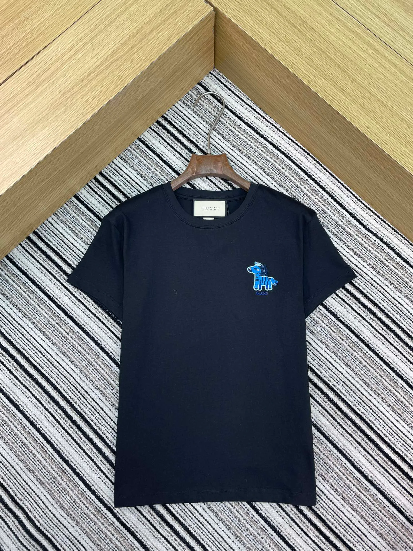 Футболки Женские Gucci 2627229