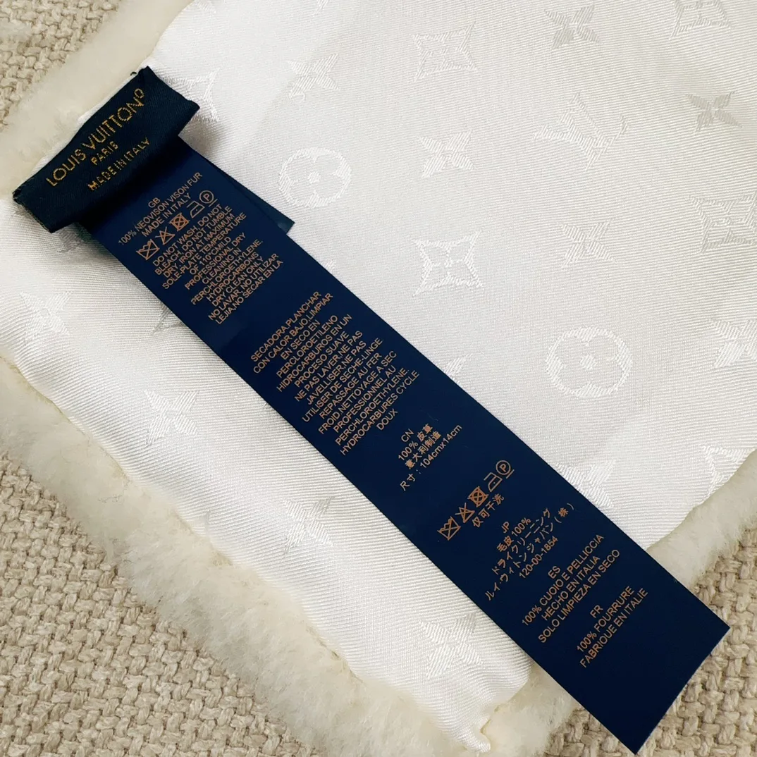 Шарфы Louis Vuitton 1383318