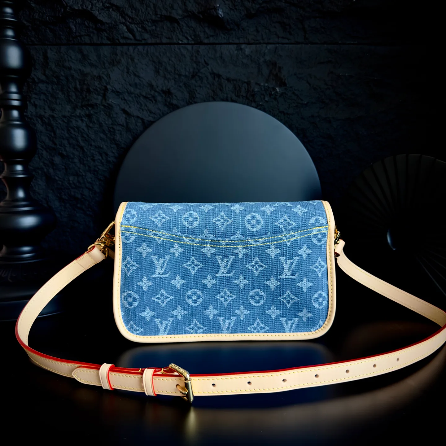 Классические Сумки Женские Louis Vuitton 13394411