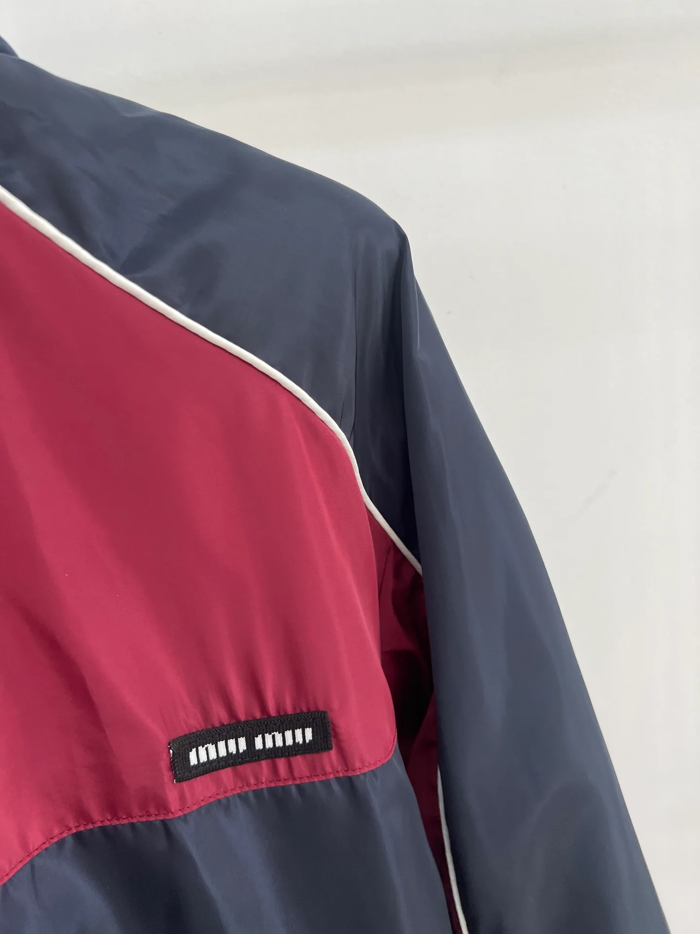 Куртки И Пуховики Женские Miu Miu 11185487