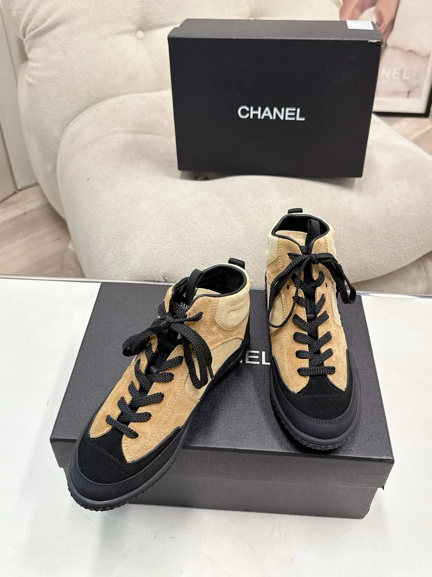 Кроссовки Женские Chanel 19292585