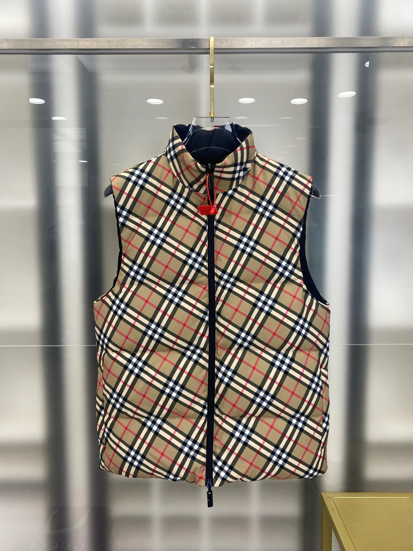 Жилеты Женские Burberry 170989