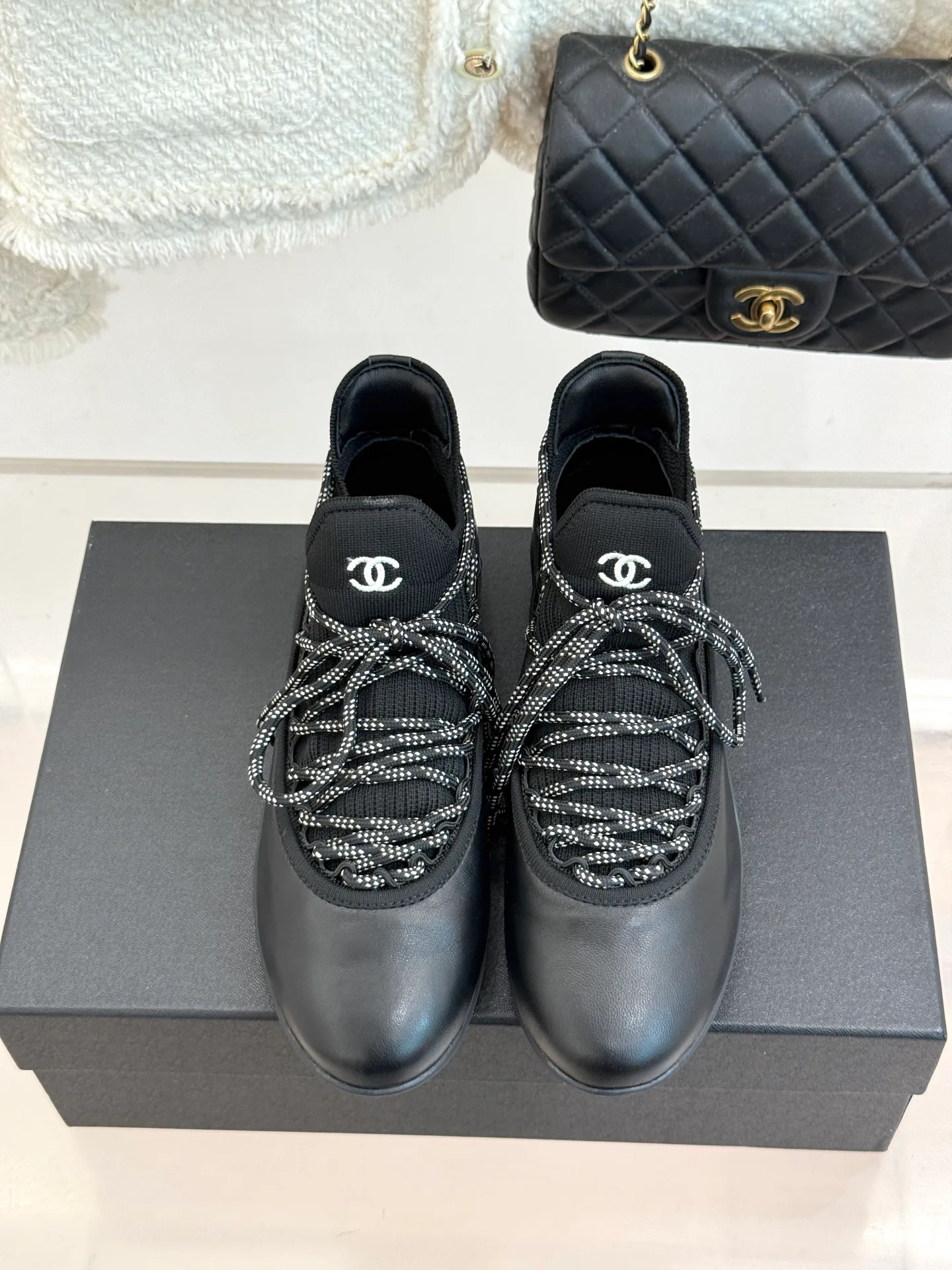 Кроссовки Женские Chanel 16891578