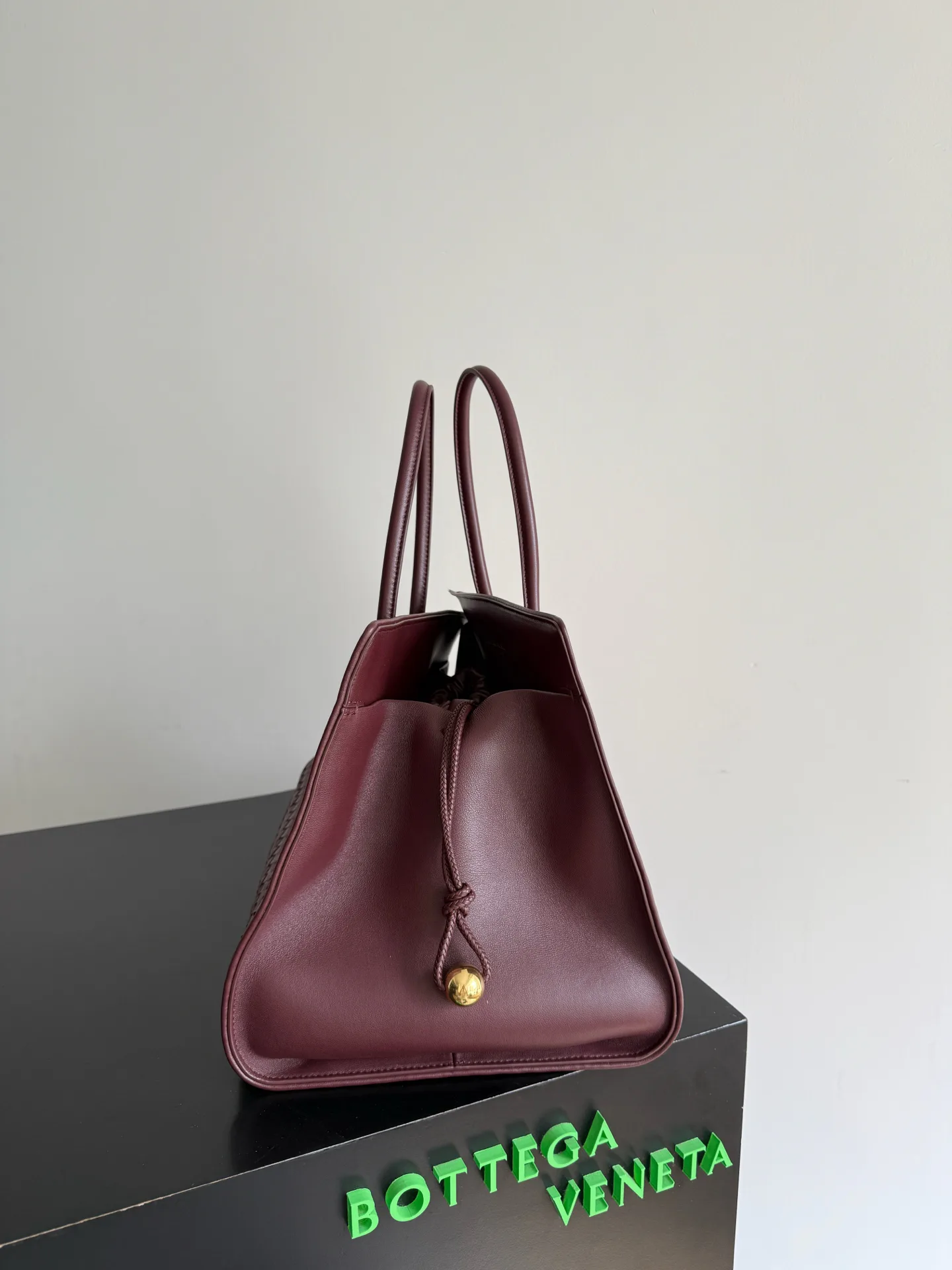 Классические Сумки Женские Bottega Veneta 12214525