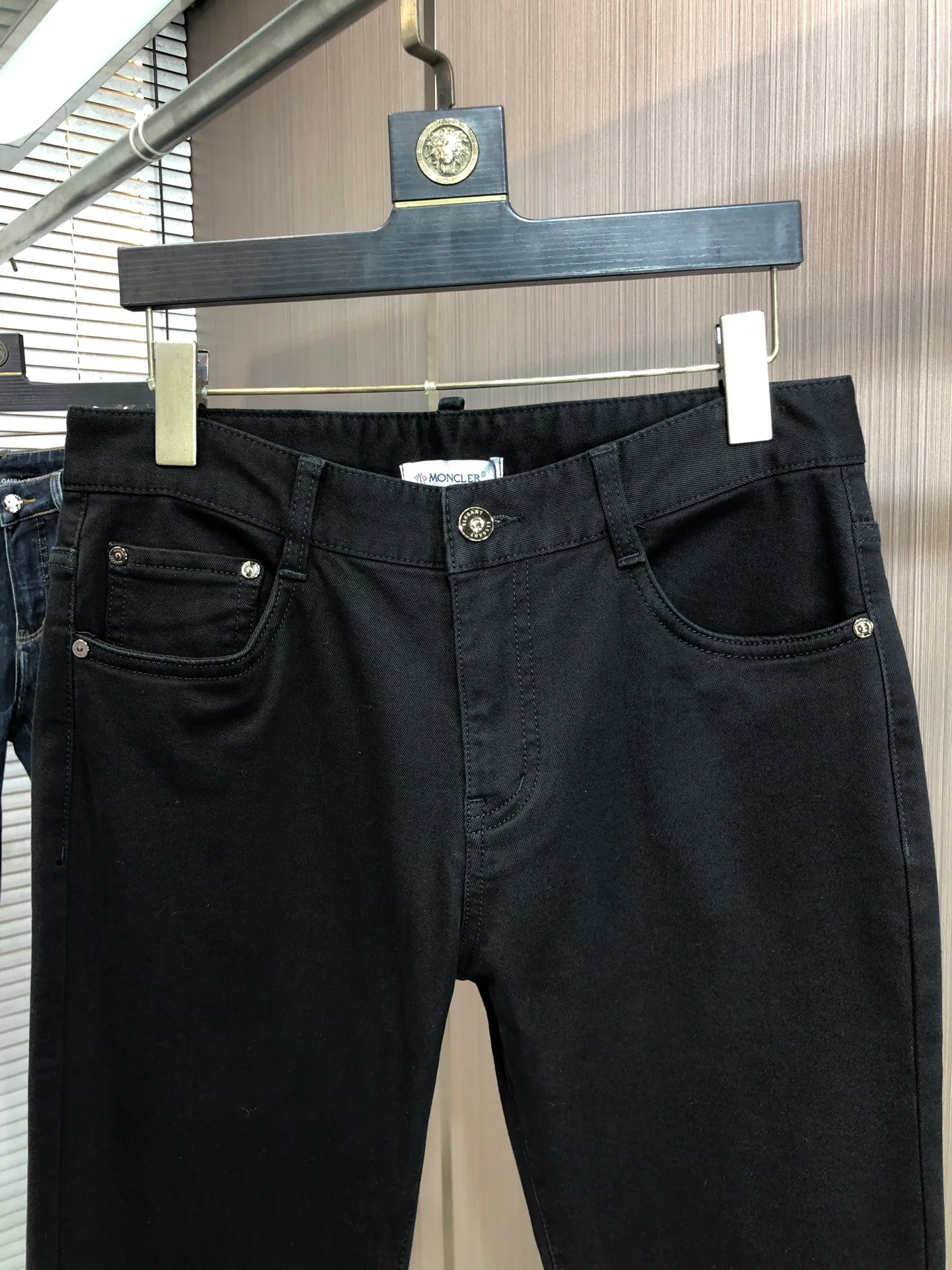 Джинсы Женские Moncler 10186879