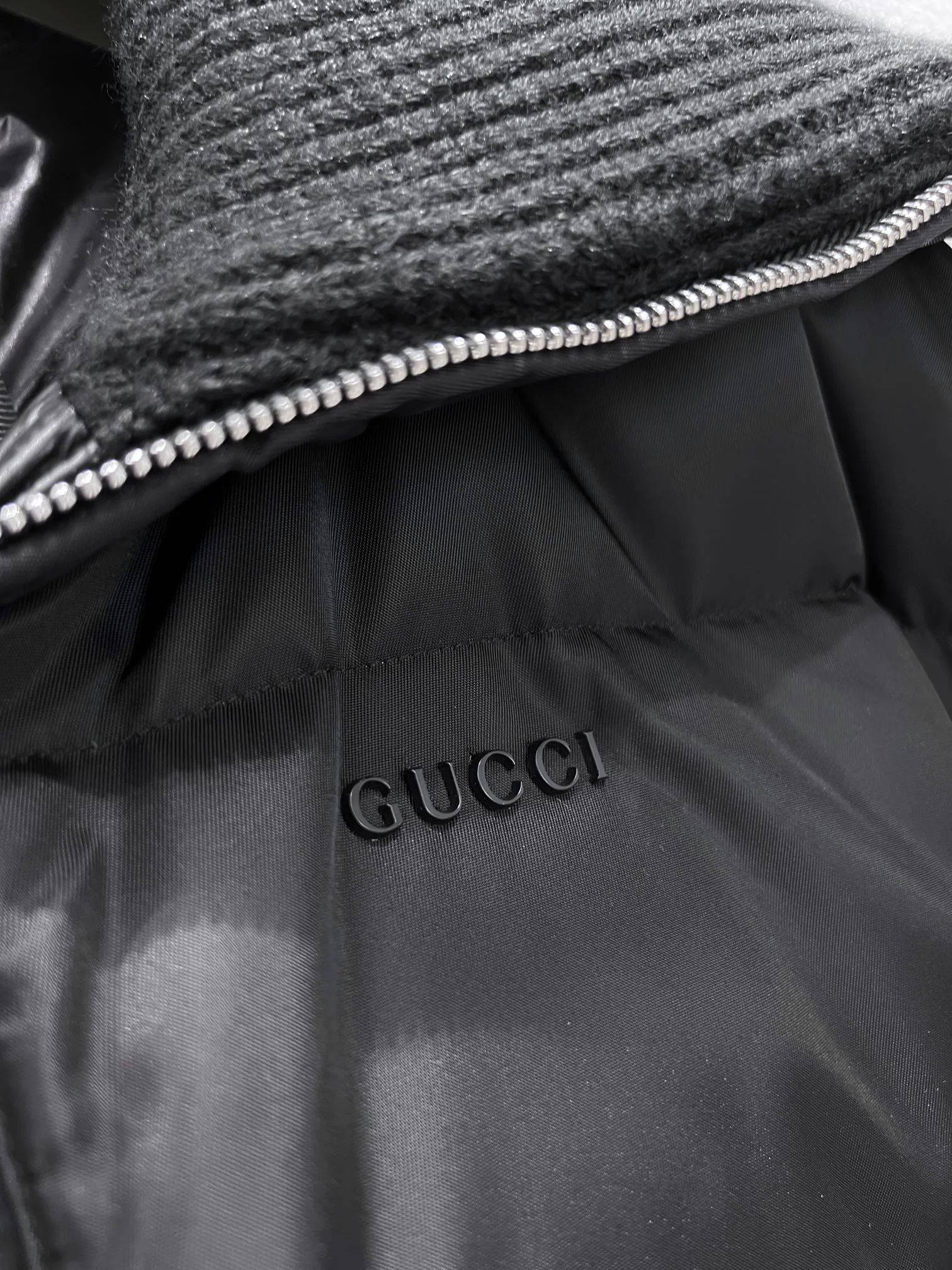 Куртки И Пуховики Женские Gucci 505084