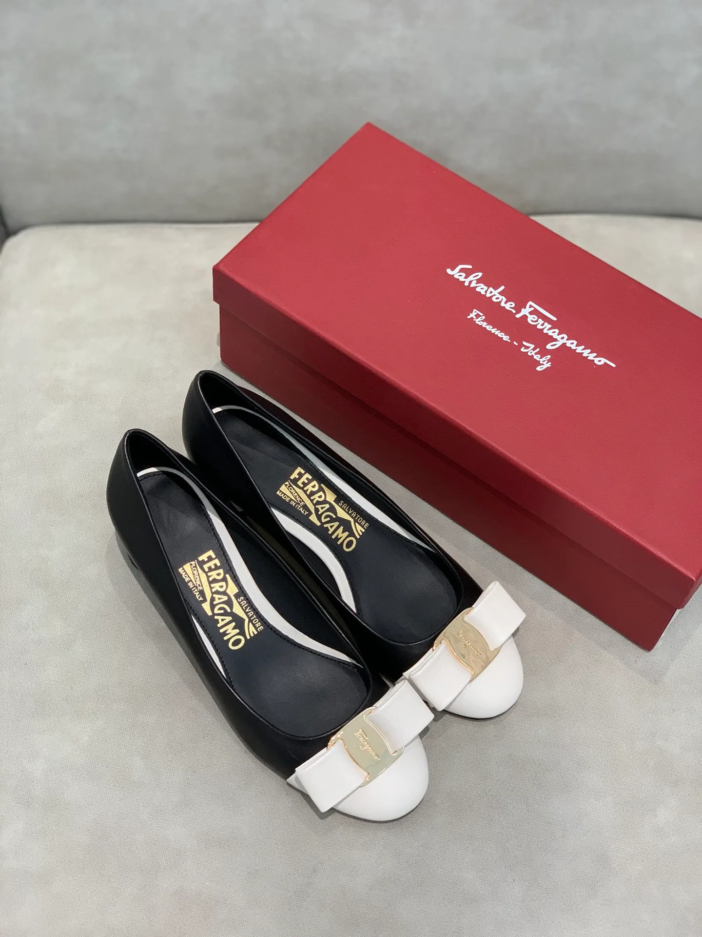 Туфли Женские Salvatore Ferragamo 11675497