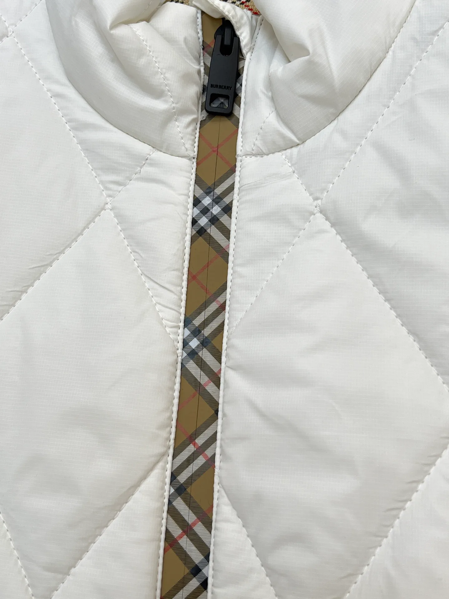 Куртки И Пуховики Женские Burberry 18930027