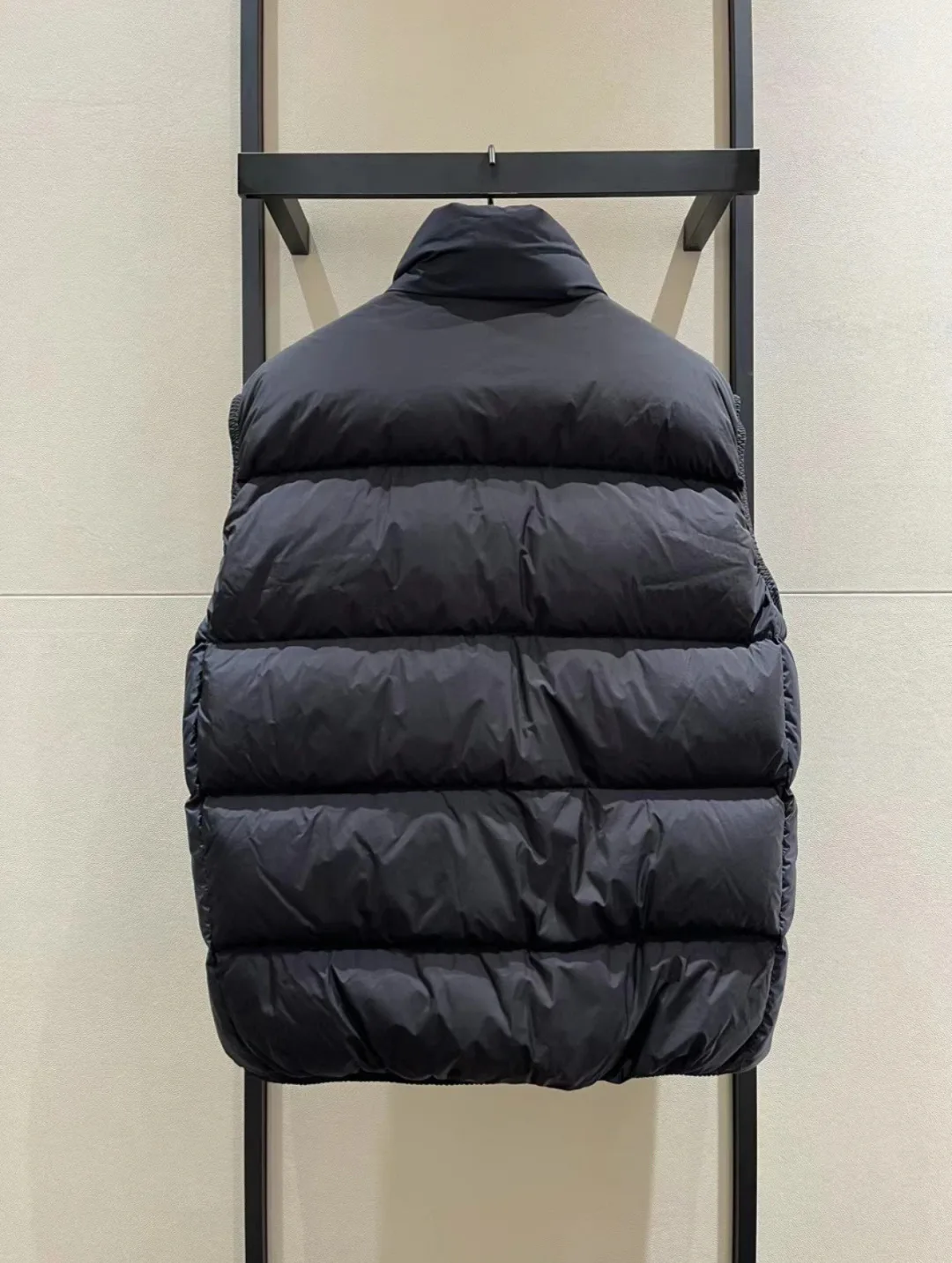 Жилеты Женские Moncler 18007561