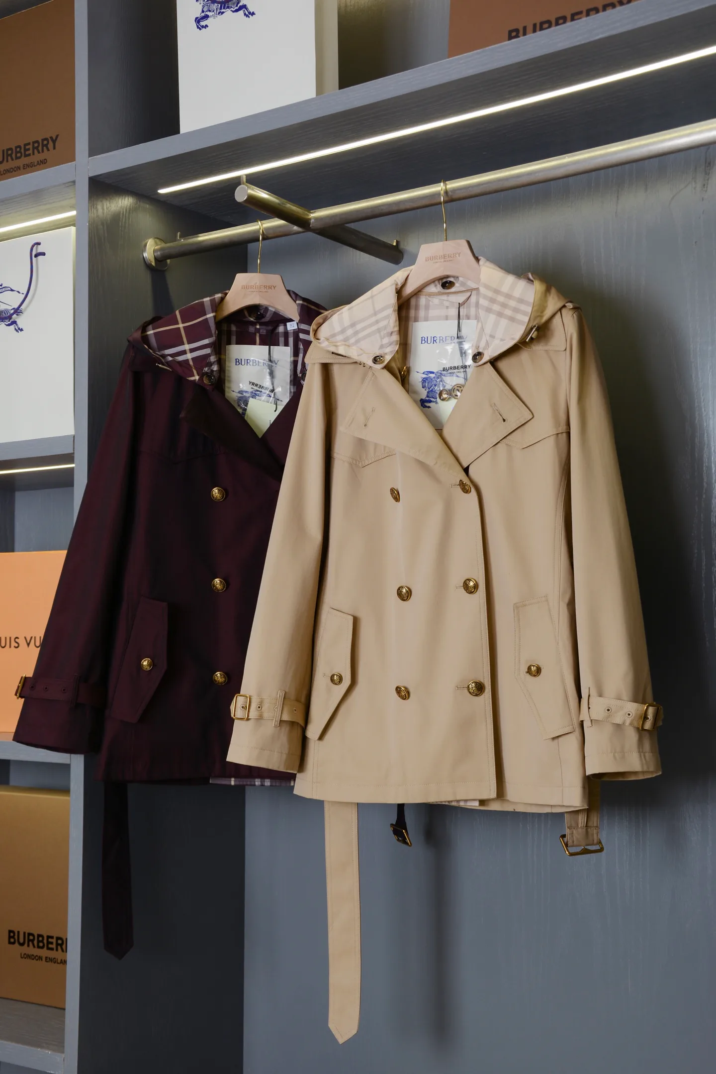 Тренчи Женские Burberry 17906698