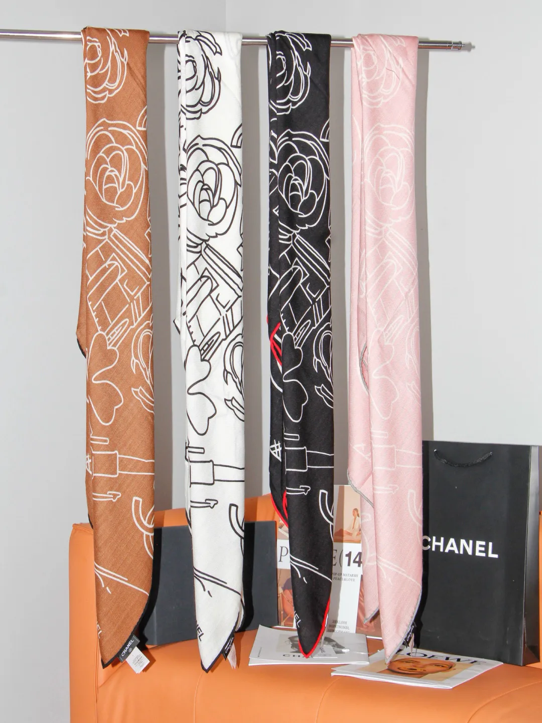Платки Chanel 18627021