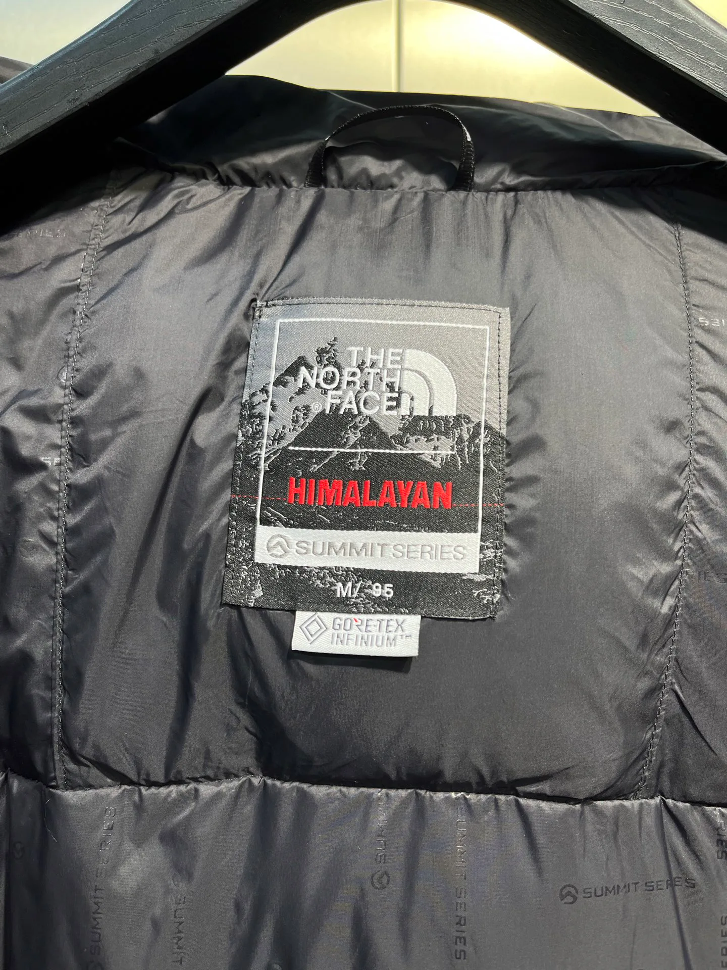 Куртки И Пуховики Женские The North Face 18130437