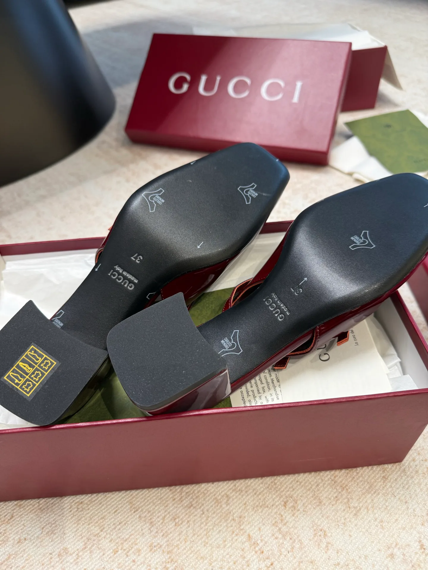 Босоножки Женские Gucci 10407994