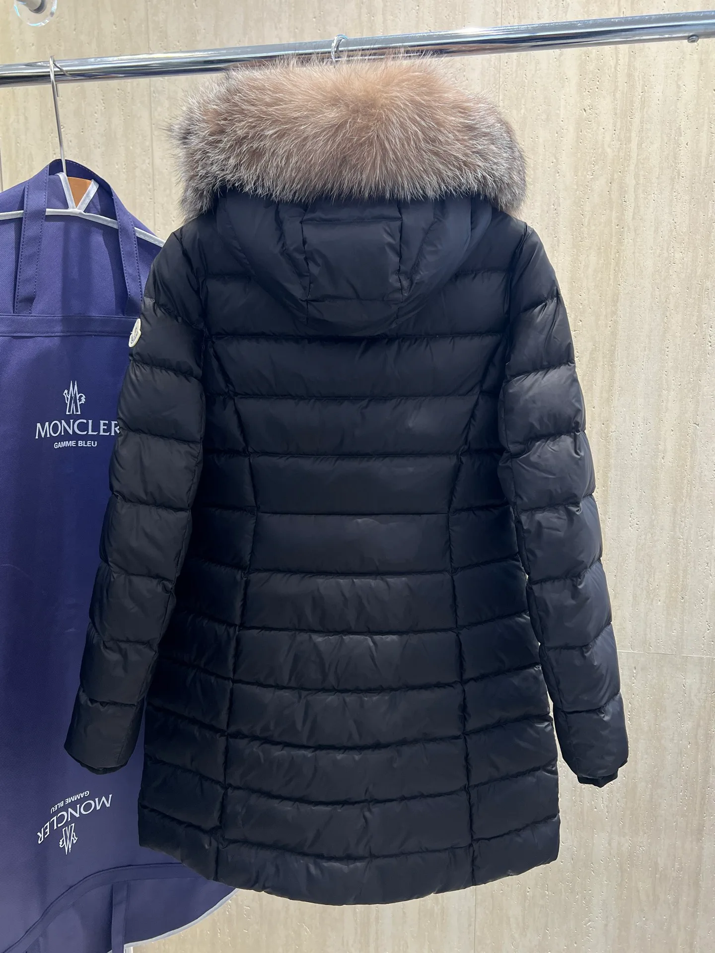 Куртки И Пуховики Женские Moncler 18723419