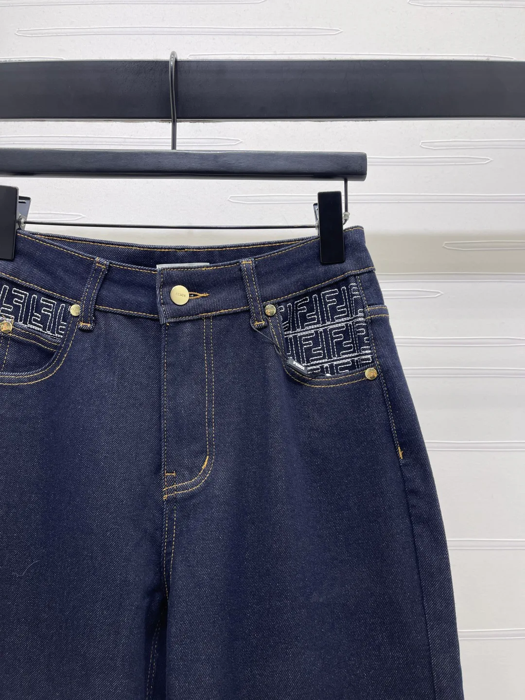 Джинсы Женские Fendi 867625