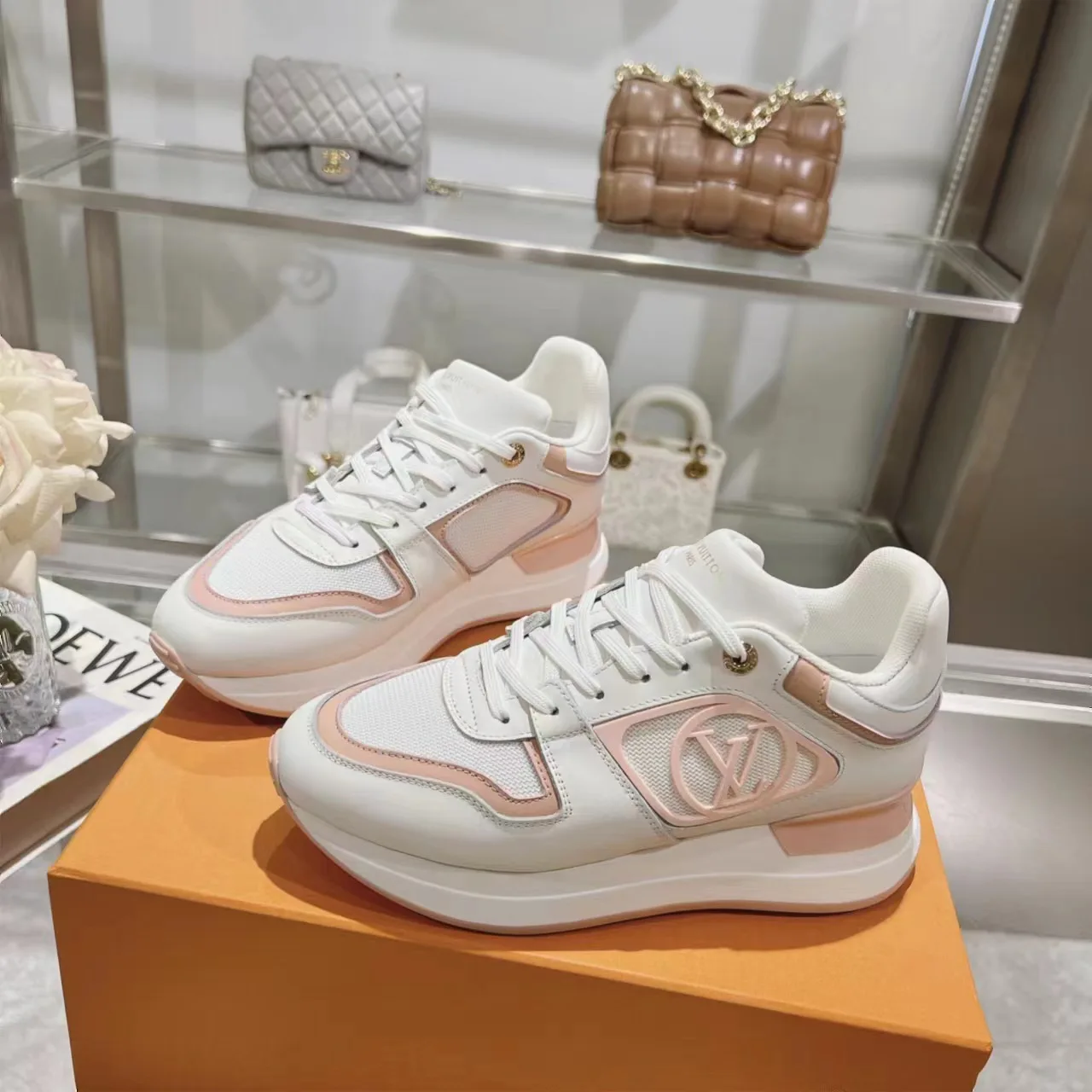 Кроссовки Женские Louis Vuitton 1284526