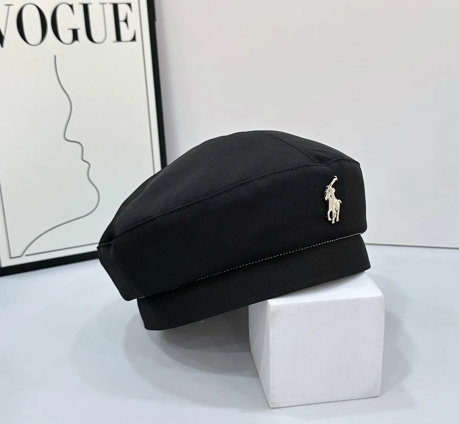 Головные Уборы Christian Dior 11518