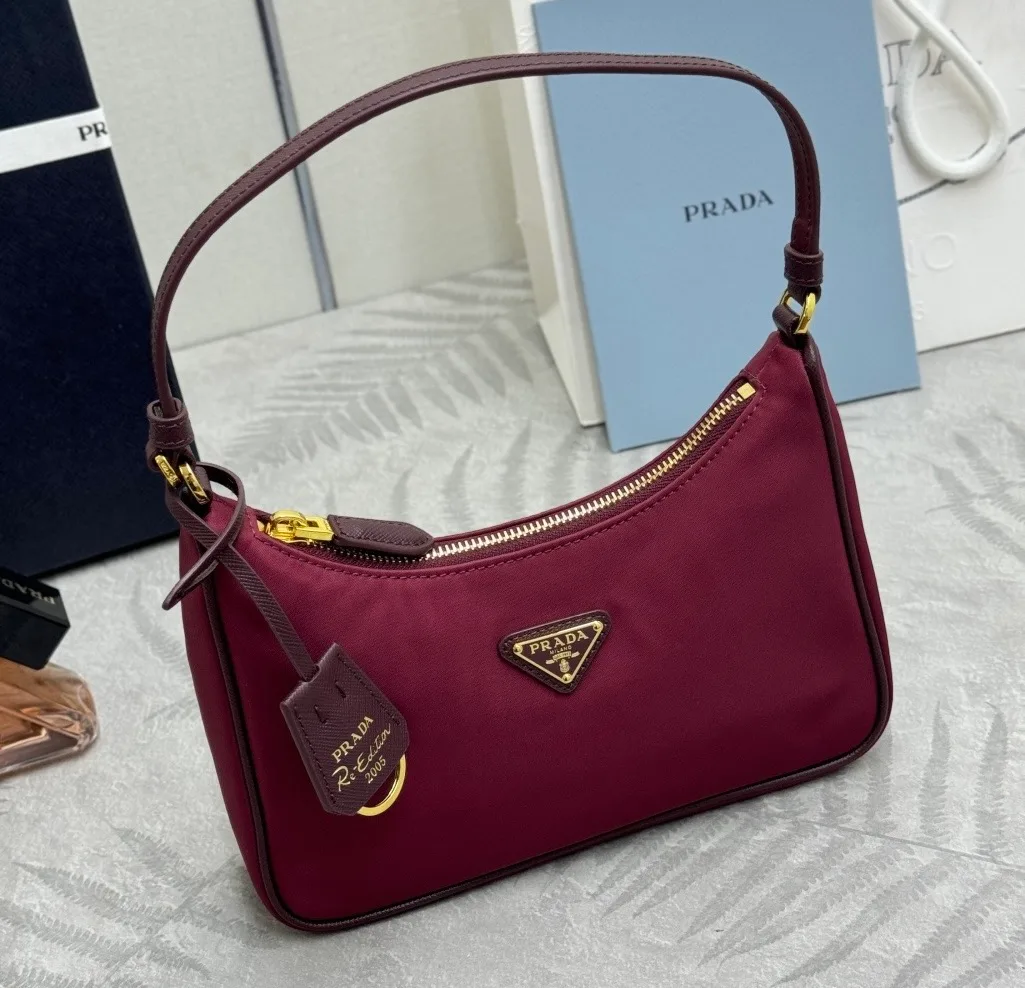 Сумки На Ремне Женские Prada 11682022