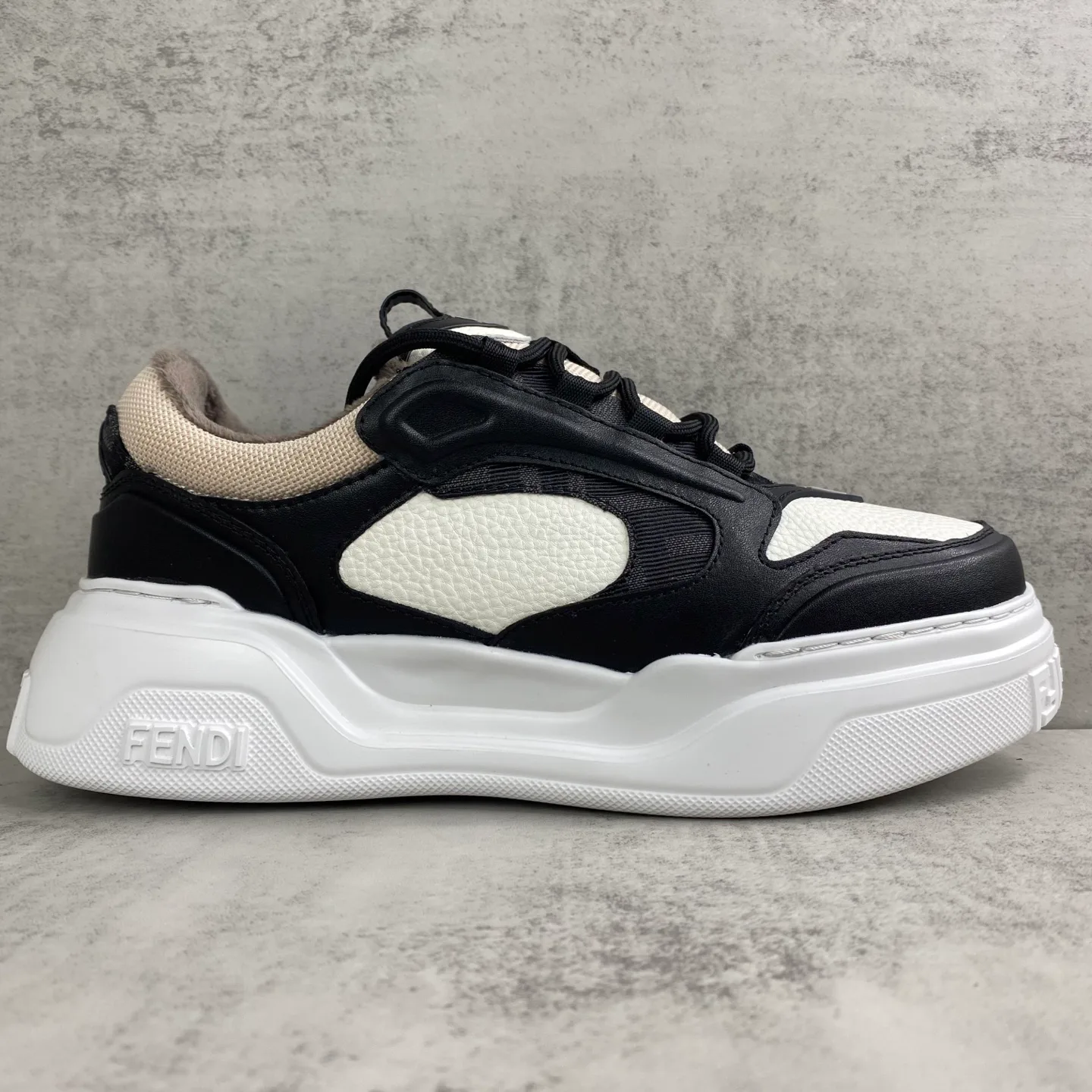 Кроссовки Мужские Fendi 275353