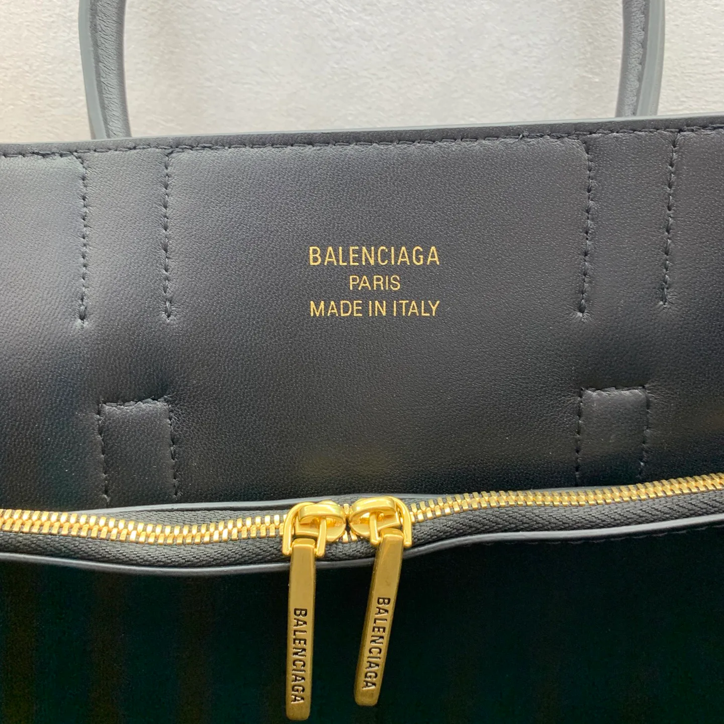 Классические Сумки Женские Balenciaga 11864228