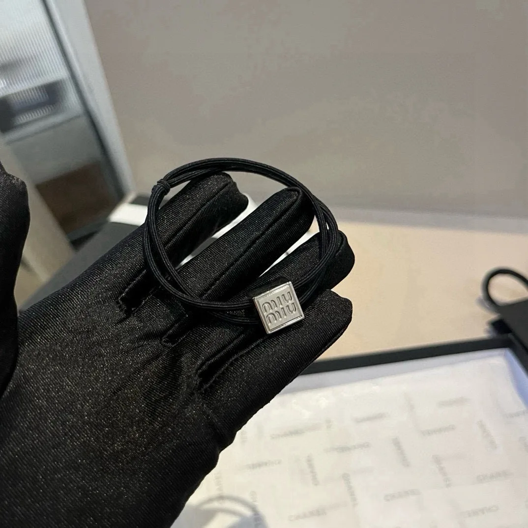 Головные Уборы Miu Miu 1813527