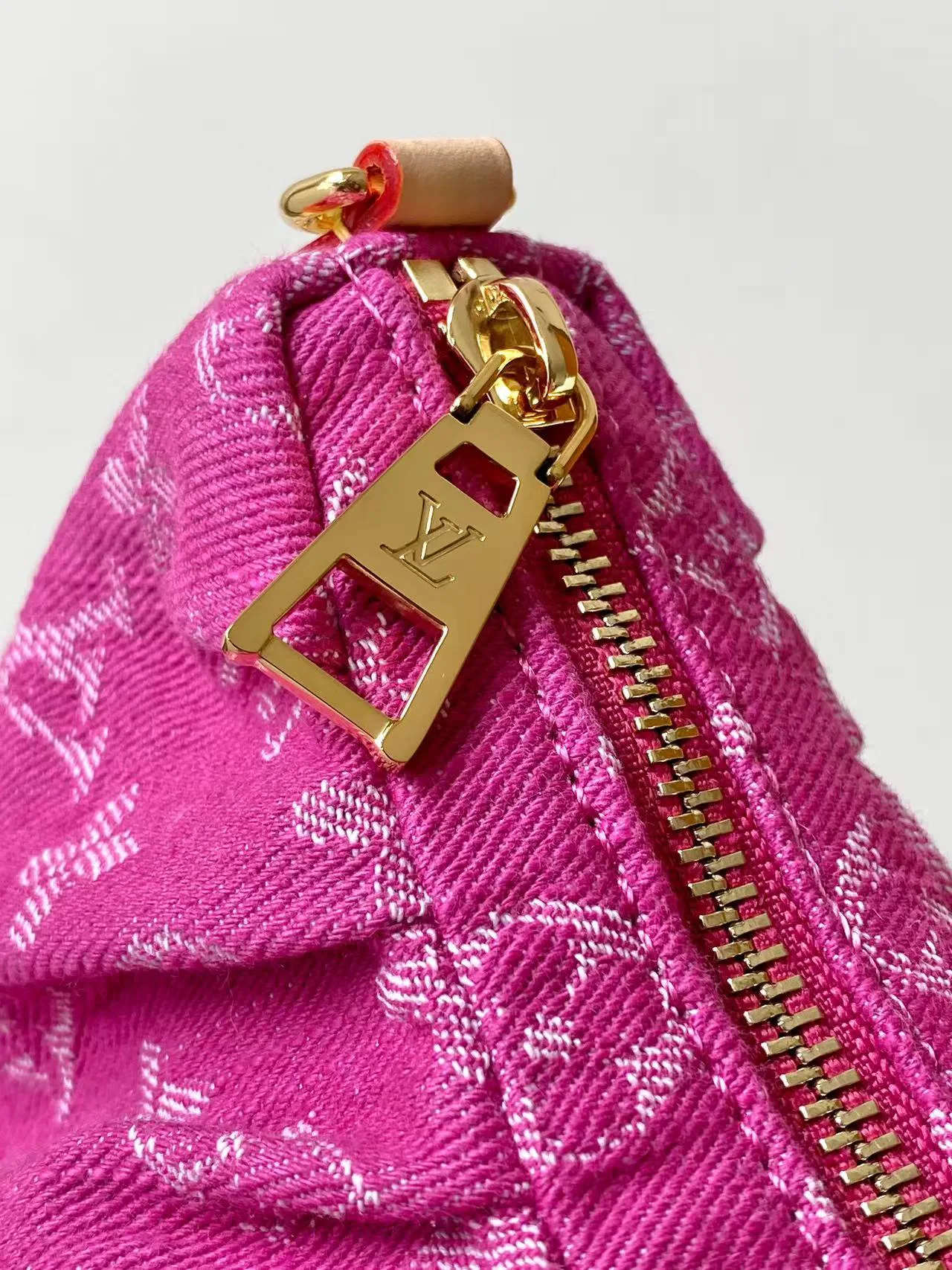 Классические Сумки Женские Louis Vuitton 13435267