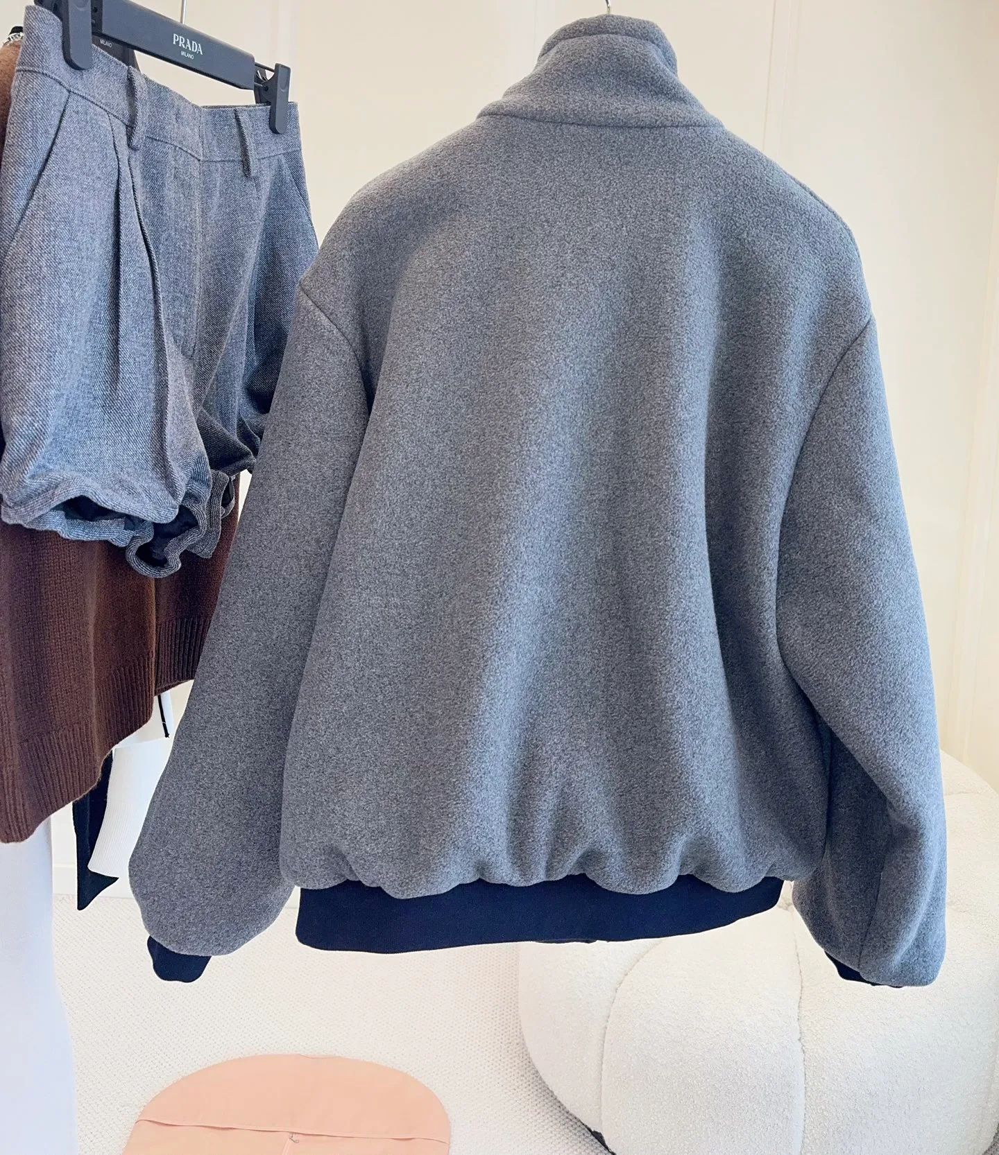 Куртки И Пуховики Женские Miu Miu 1523661