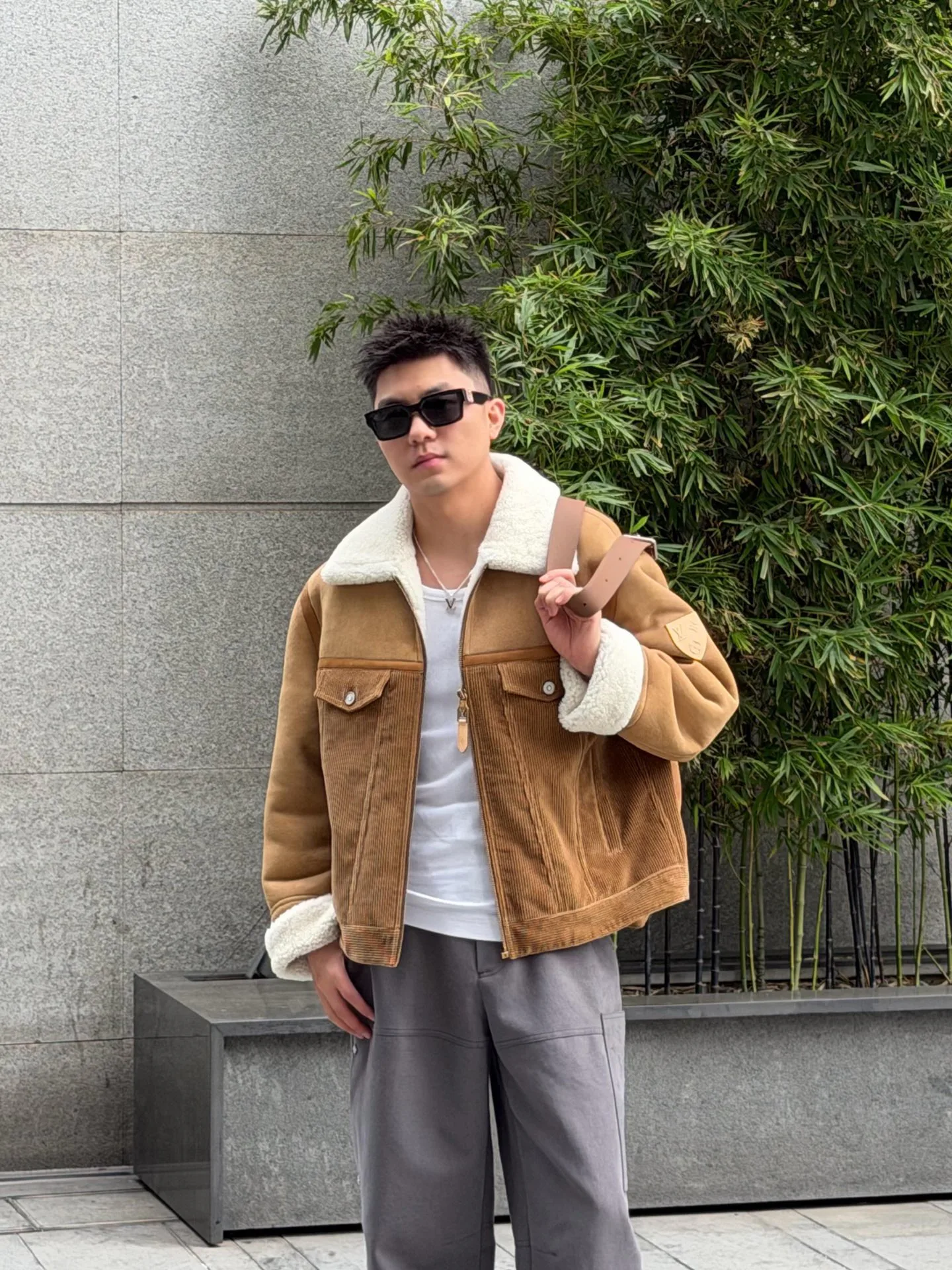 Куртки И Пуховики Женские Louis Vuitton 4313898