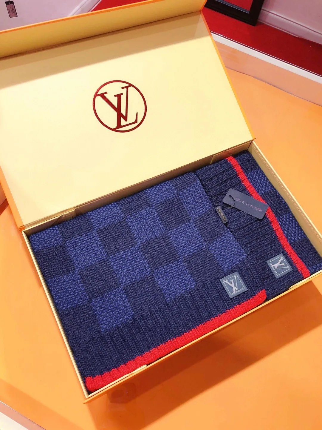 Шарфы Louis Vuitton 2588561