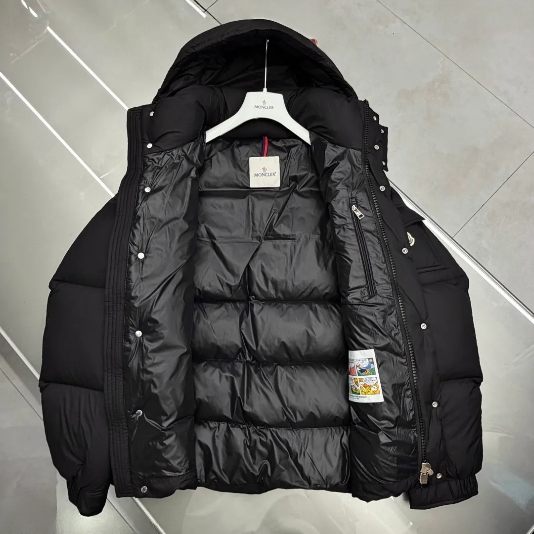 Куртки И Пуховики Мужские Moncler 17391850