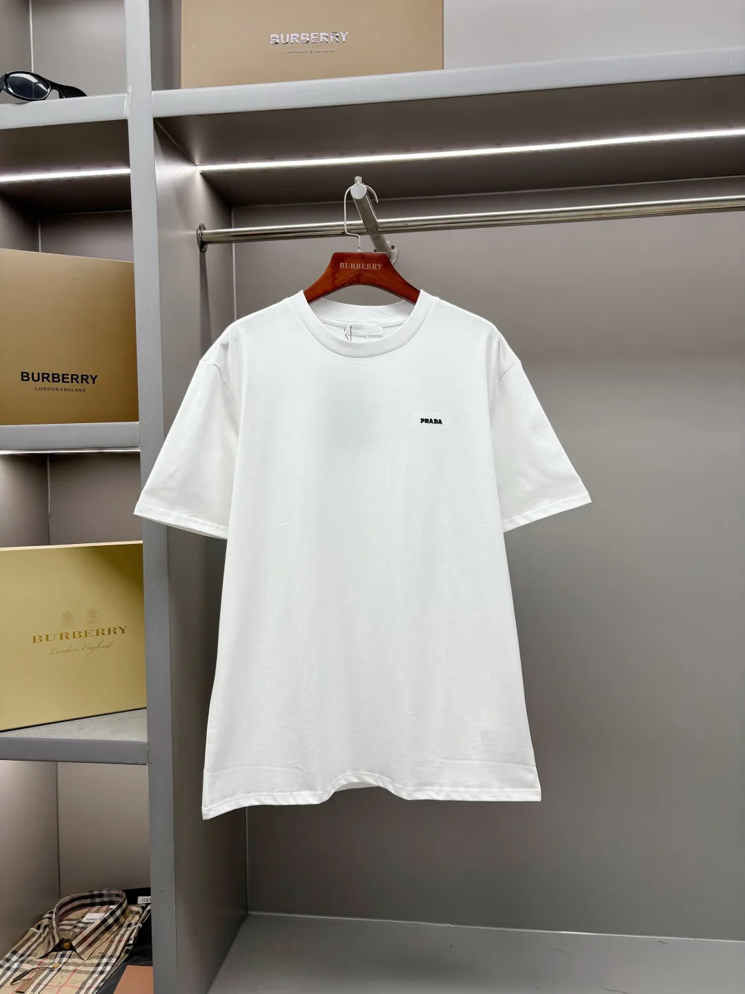 Футболки Мужские Prada 12953947