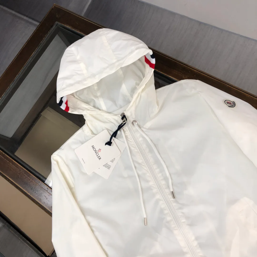 Куртки И Пуховики Женские Moncler 9906963