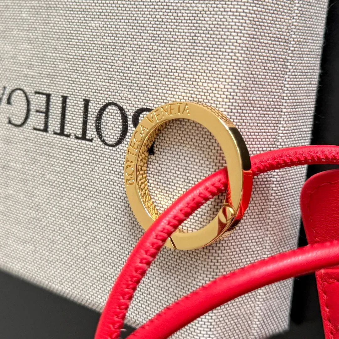 Ключницы Bottega Veneta 545947