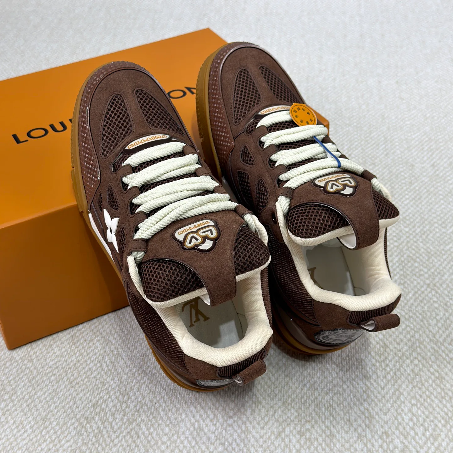 Кроссовки Женские Louis Vuitton 18892496