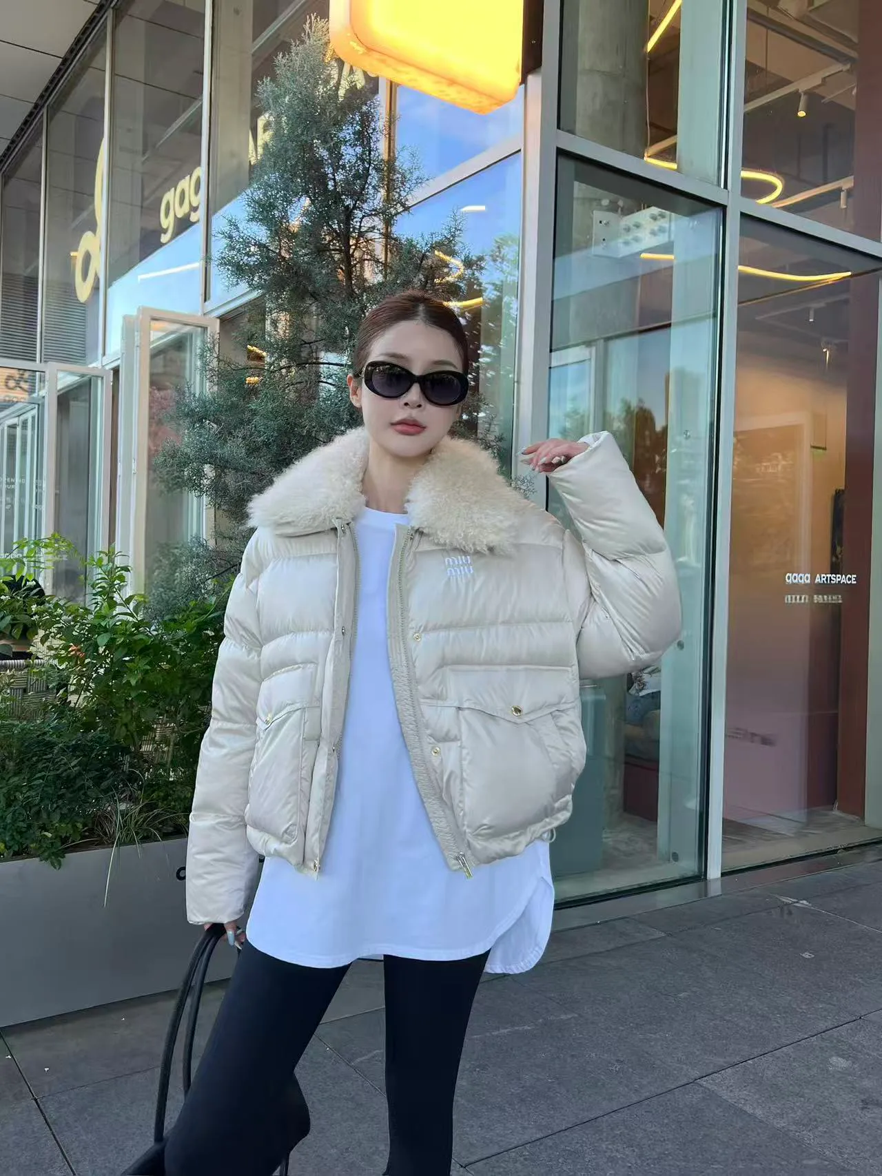 Куртки И Пуховики Женские Miu Miu 18757593