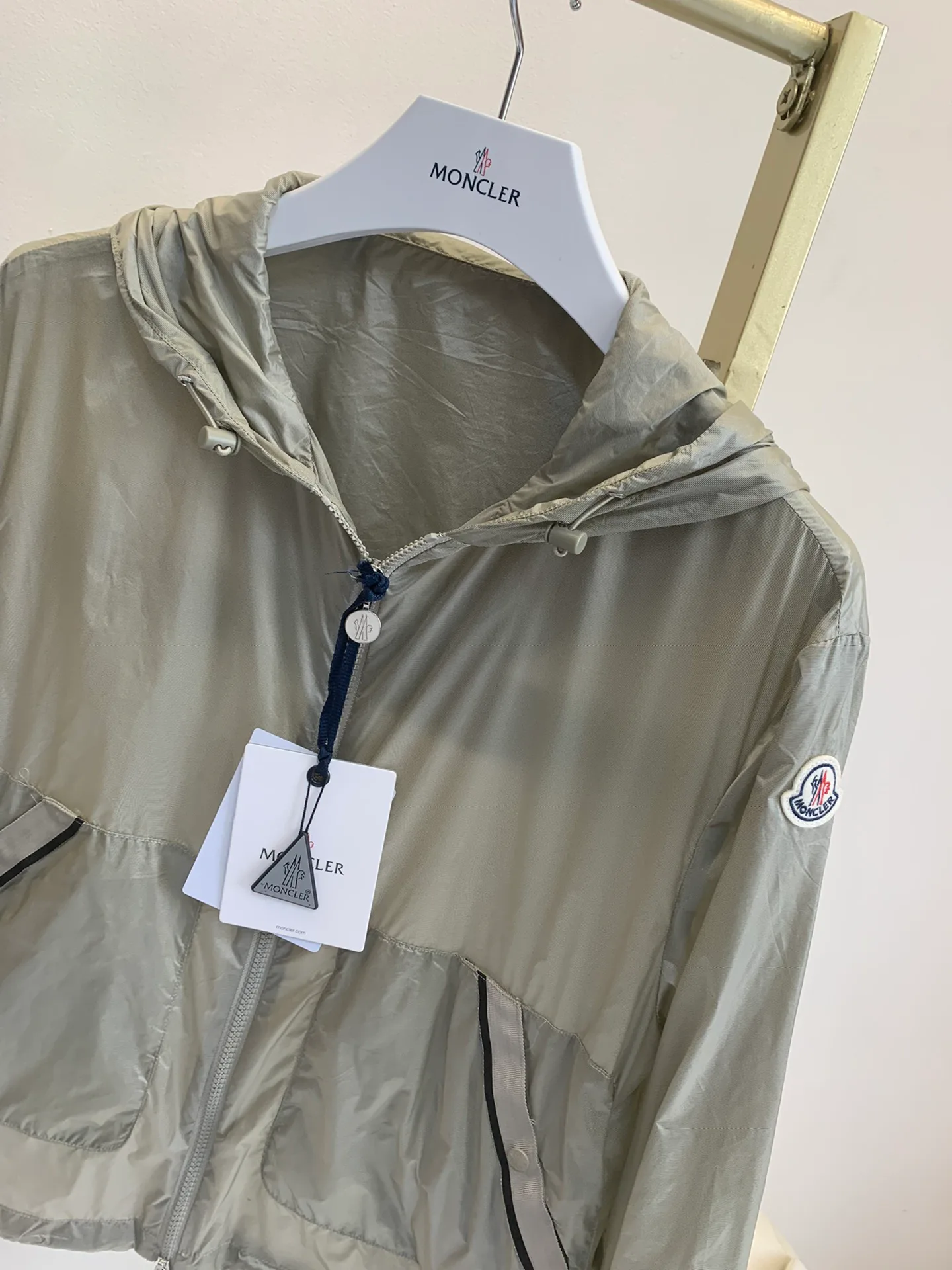 Куртки И Пуховики Женские Moncler 11479460